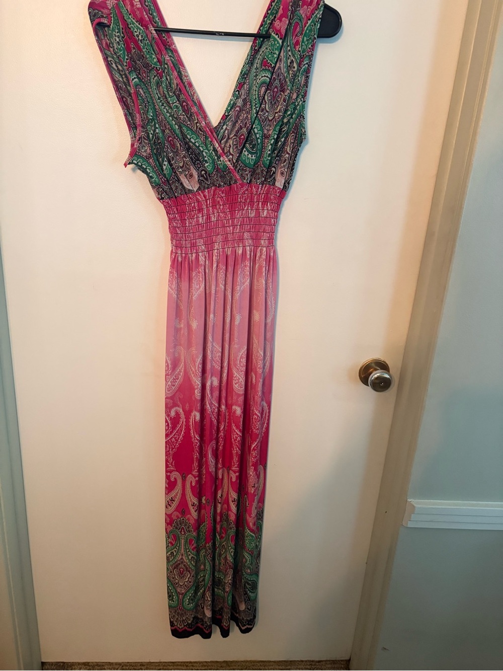 Sleeveless Pink Paisley Maxi Dress with Smocked Waist